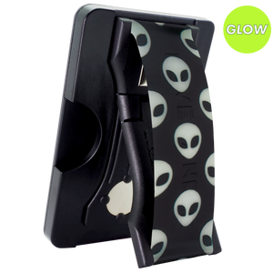 PRO Wallet for MagSafe - Aliens Glow